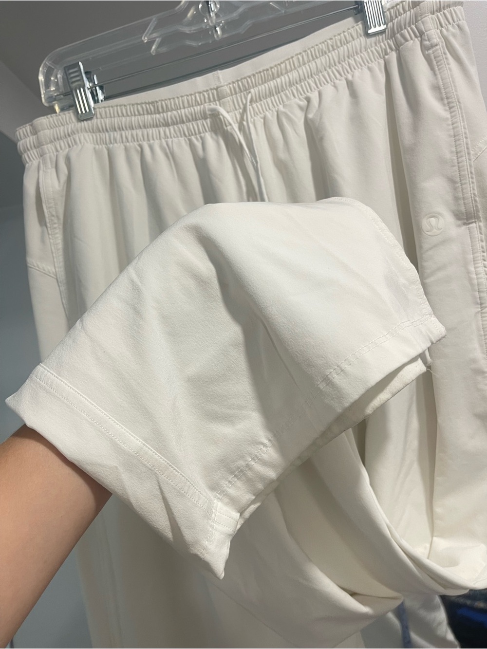 Lululemon Court Rival Wide Leg Track Pant Regular White size 10 - Picture 7 of 16